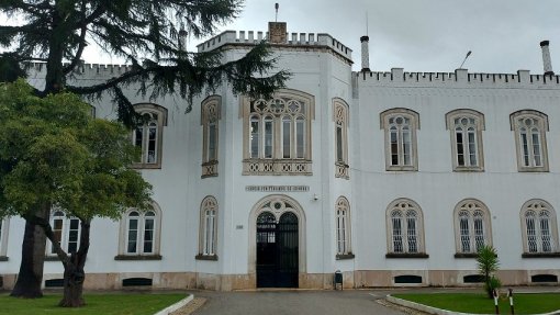 Guarda prisional agredido por recluso em Coimbra já teve alta hospitalar