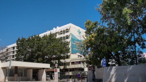 FARO: Hospital de Faro acolhe sessão informativa sobre o uso dos medicamentos
