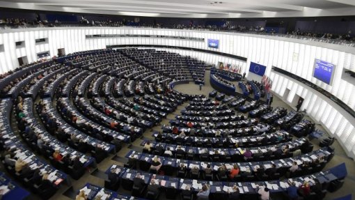PONTOS ESSENCIAIS: Unanimidade improvável na UE trava aborto como direito fundamental