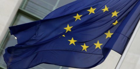 UE lança grupo para combater escassez de medicamentos críticos