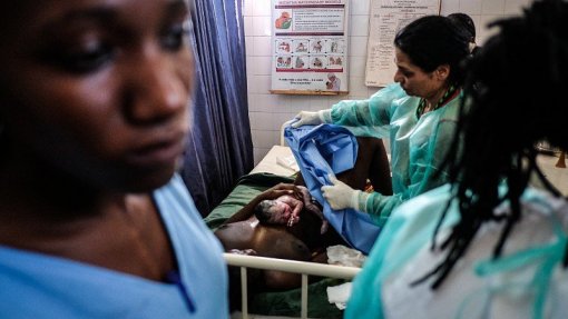 Profissionais de saúde moçambicanos retomam greve sem nova suspensão