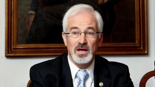 Câmara de Coimbra exige reforço “urgente” de verbas na descentralização