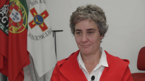 Enfermeiros da Santa Casa de Lisboa suspendem greve depois de exoneração de provedora