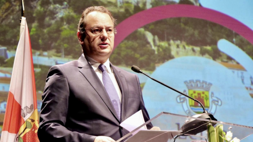 Autarca de Leiria reivindica investimentos urgentes na saúde no Dia da Cidade