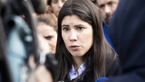 Mortágua acusa Governo de querer “destruir SNS” e prejudicar utentes