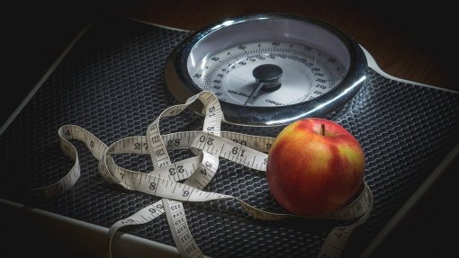 Jejum intermitente mais eficaz para controlar saúde intestinal e peso - estudo