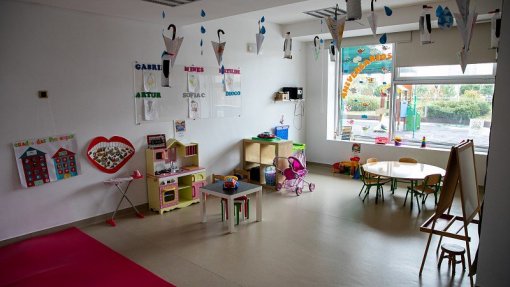 Famílias passam a ter creche gratuita no privado se não houver vaga na área da freguesia