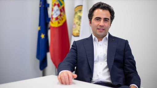 Bastonário dos médicos dentistas eleito para segundo mandato
