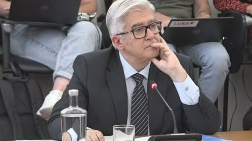 Caso gémeas: Lacerda Sales assume “responsabilidade política” e rejeita procurar bode expiatório