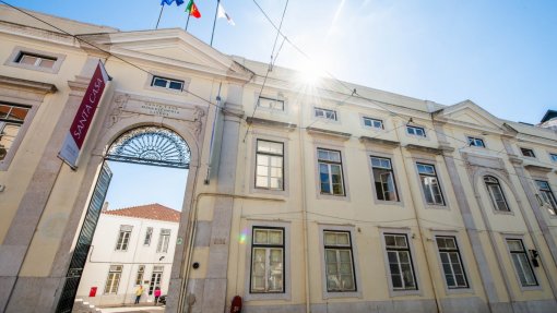 Parlamento aprova propostas do Chega, IL e BE para comissão de inquérito à gestão da Santa Casa da Misericórdia de Lisboa