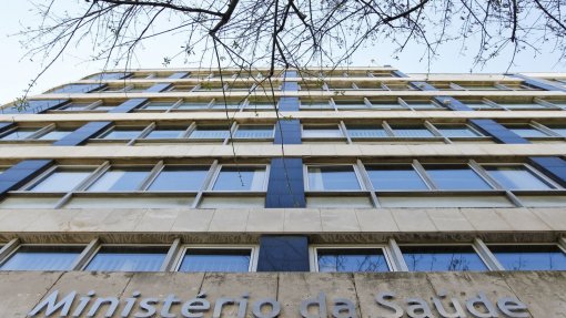 Reuniões negociais com sindicatos da saúde retomadas no início de julho