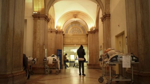 SNS enfrenta “riscos e incertezas” que condicionam desempenho e sustentabilidade - relatório