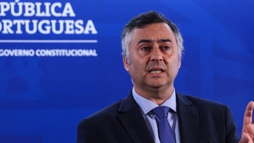 Governo garante continuidade de psicólogos nas escolas