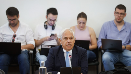 Caso gémeas: Presidente da República nunca pediu consulta no Hospital de Santa Maria - Frutuoso de Melo