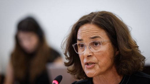 Caso gémeas: Maria João Ruela admite que pode ter contactado Dona Estefânia mas não Santa Maria