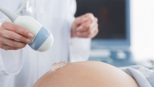 Clínica abre em Lisboa para atender grávidas e crianças sem médico de fámília