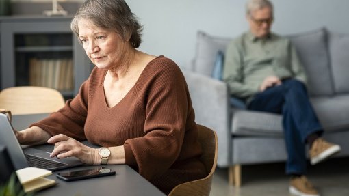 Idade da reforma sobe para 66 anos e nove meses em 2026