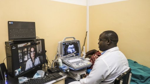 Portugal assegura dez especialidades médicas aos guineenses com a telemedicina