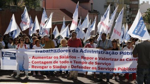 Greve na função pública com adesões entre os 50% e os 90%