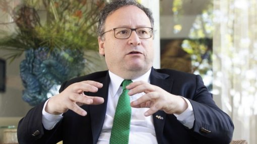 Assis critica “reprovável linha política ultra-securitária” seguida pelo Governo