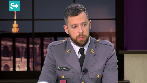 Diretor responsabiliza-se &quot;pelas coisas que gostaria que estivessem diferentes&quot; no SNS