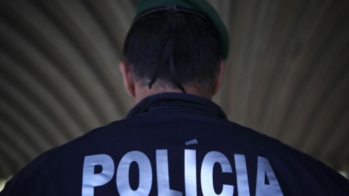 Suspeito de tráfico de droga atropela agente da PSP no Porto