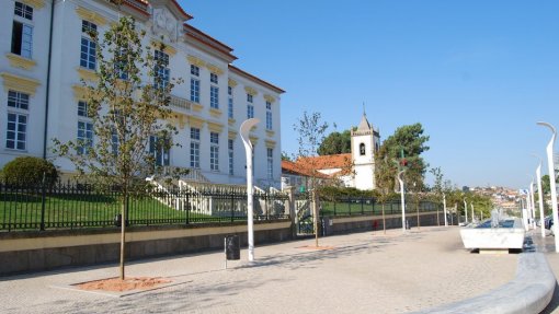PCP/Santo Tirso revela profissionais de saúde inquietos pelo futuro do hospital