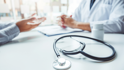 Socialistas questionam Governo por ULS Almada-Seixal ter apenas uma vaga para médico de família