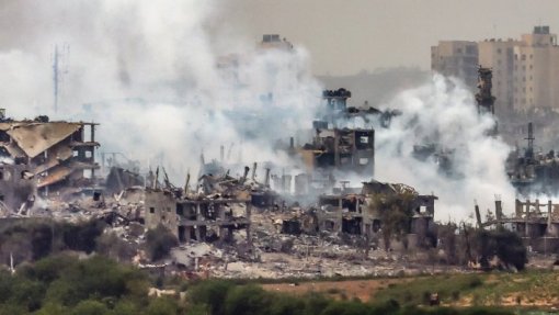 Médio Oriente: Ataques israelitas matam mais de 50 pessoas na cidade de Gaza segundo autoridades