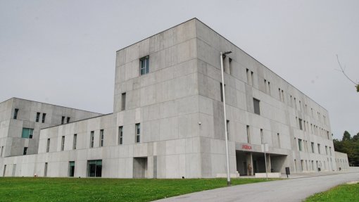 Deputados do PS dizem que Hospital de Amarante tem espaço para mais internamento