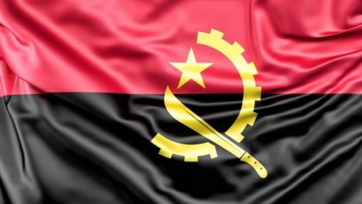 Embaixada de Angola diz que está a dar apoio a estudantes angolanos no Porto