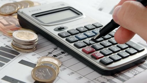 Açores e Madeira regressam a equilíbrio orçamental em 2023 com crescimento económico acima do nacional