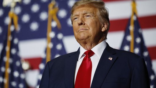 Trump nomeia Mel Gibson, Jon Voight e Stallone como ‘embaixadores especiais’ de Hollywood