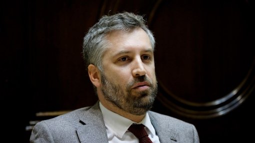 Pedro Nuno Santos acusa Governo de incompetência, de desnorte e de falhar na Saúde