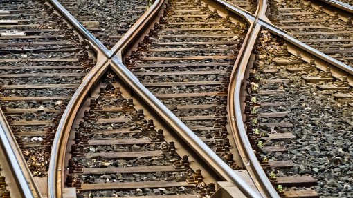 Atropelamento ferroviário no Barreiro causa um morto e obriga a corte da linha do Alentejo