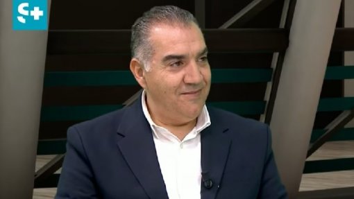 Bastonário dos enfermeiros nega viagens fictícias, mas não esclarece almoços