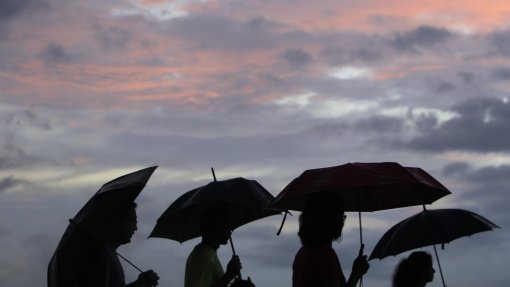 Avisos de mau tempo voltam na sexta-feira a todo o território