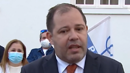 Médico Paulo Margato impedido de acumular funções de deputado nos Açores