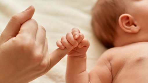 DGS cria comissão de acompanhamento da mortalidade fetal e de menores