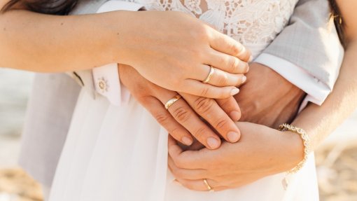 Parlamento aprova na generalidade 18 anos como idade mínima para casar