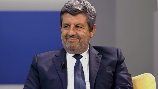 Eurico Castro Alves diz ser &quot;extremamente injusto&quot; o termo &quot;ministro sombra&quot;