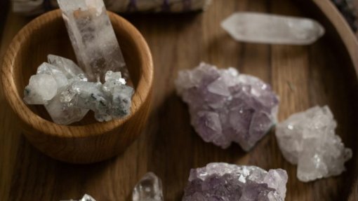 Malaui congela exportações de pedras e minerais enquanto reforma o setor