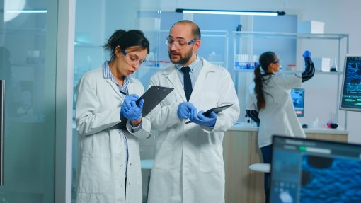 Cientistas alcançam novo marco na fusão nuclear mantendo plasma por 22 minutos