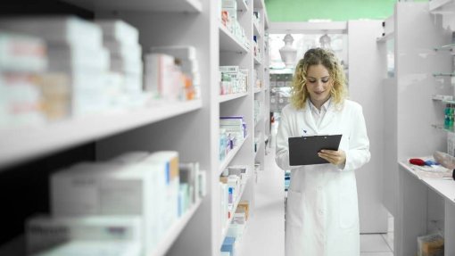 Bastonário da Ordem dos Farmacêuticos assume hoje o segundo mandato