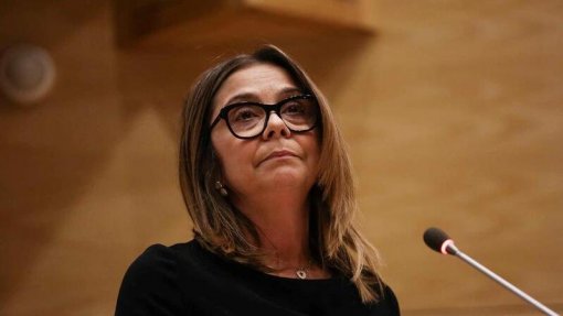 Líder do PCP desafia ministra da Saúde a tirar conclusões do relatório da IGAS