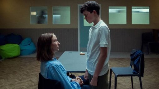 Série “Adolescência” será transmitida nas escolas secundárias do Reino Unido