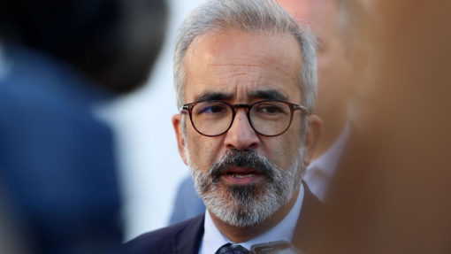 MNE defende que Europa aprofunde integração política e diversifique dependências