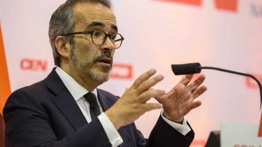 Aumento das tarifas norte-americanas tem de ter resposta da União Europeia - MNE