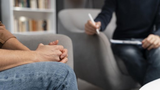 Linha de Aconselhamento Psicológico atendeu quase 359 mil chamadas em cinco anos
