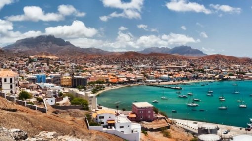 Cabo Verde reativa comissão para investigar mortes maternas e perinatais